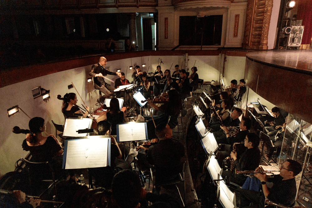 Visitors should arrive early to secure a good seat and enjoy the best view of the performances (Source: Vietnam National Opera & Ballet)